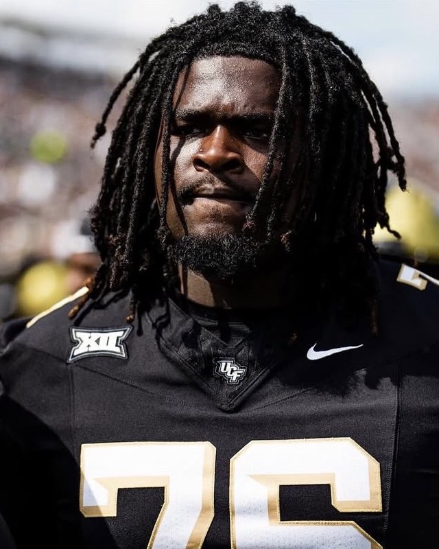 Justin Royes, Offensive Lineman